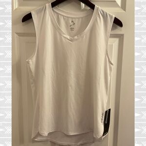 Head Balance V-Neck Tank - NWT - Size Large - Stark White